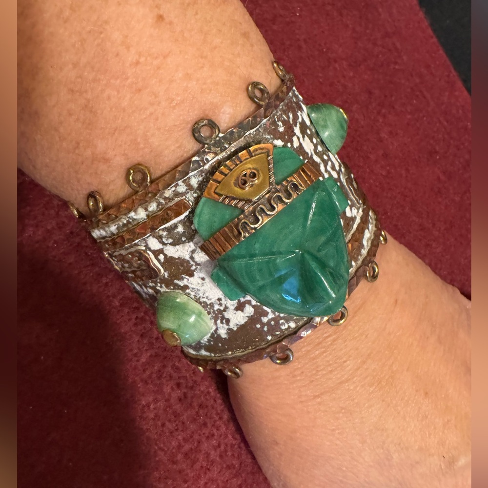 Vintage Mexico tribal carved malachite mask on brass and copper cuff bracelet